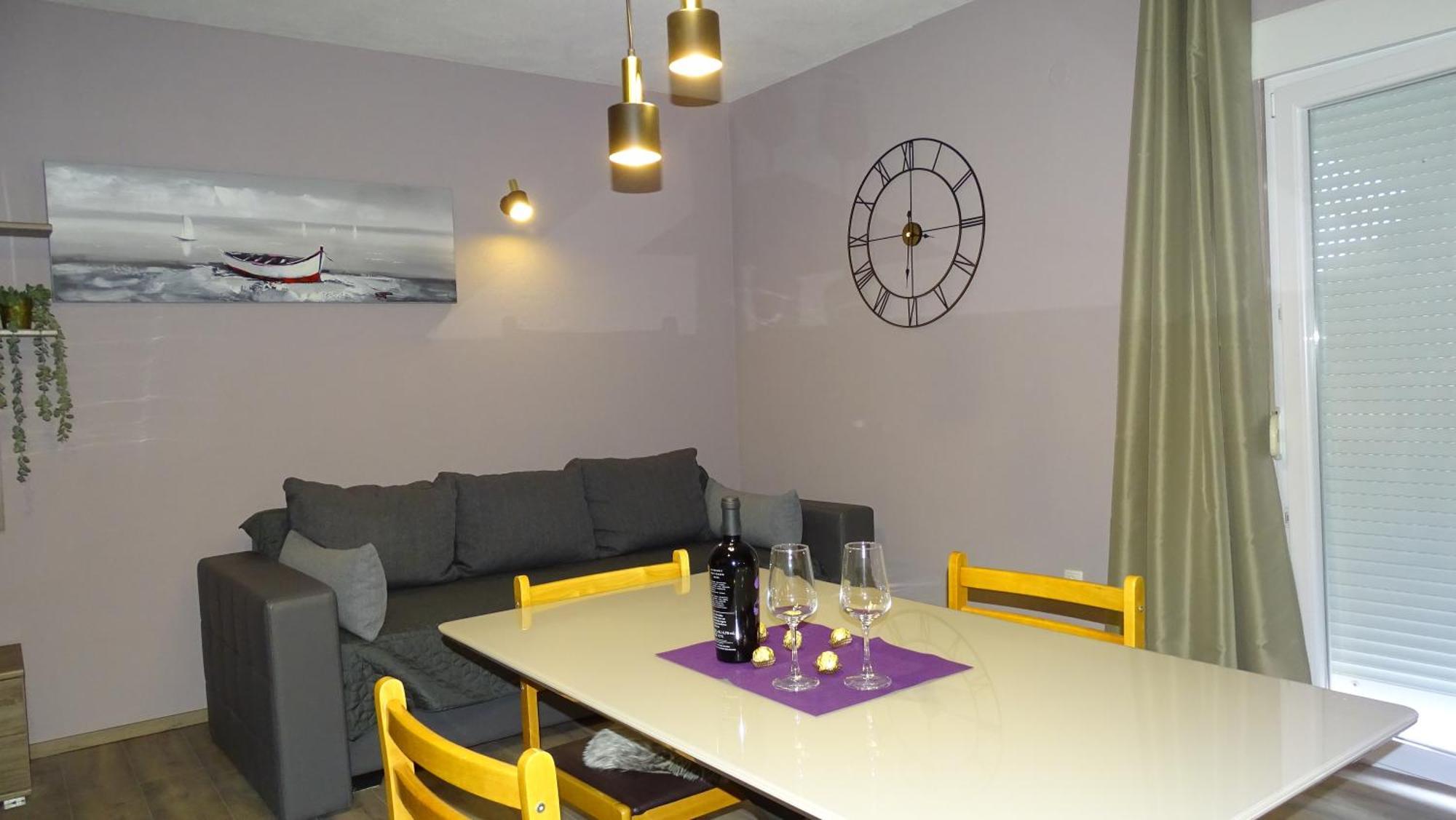 Apartments Luna Sukosan Luaran gambar