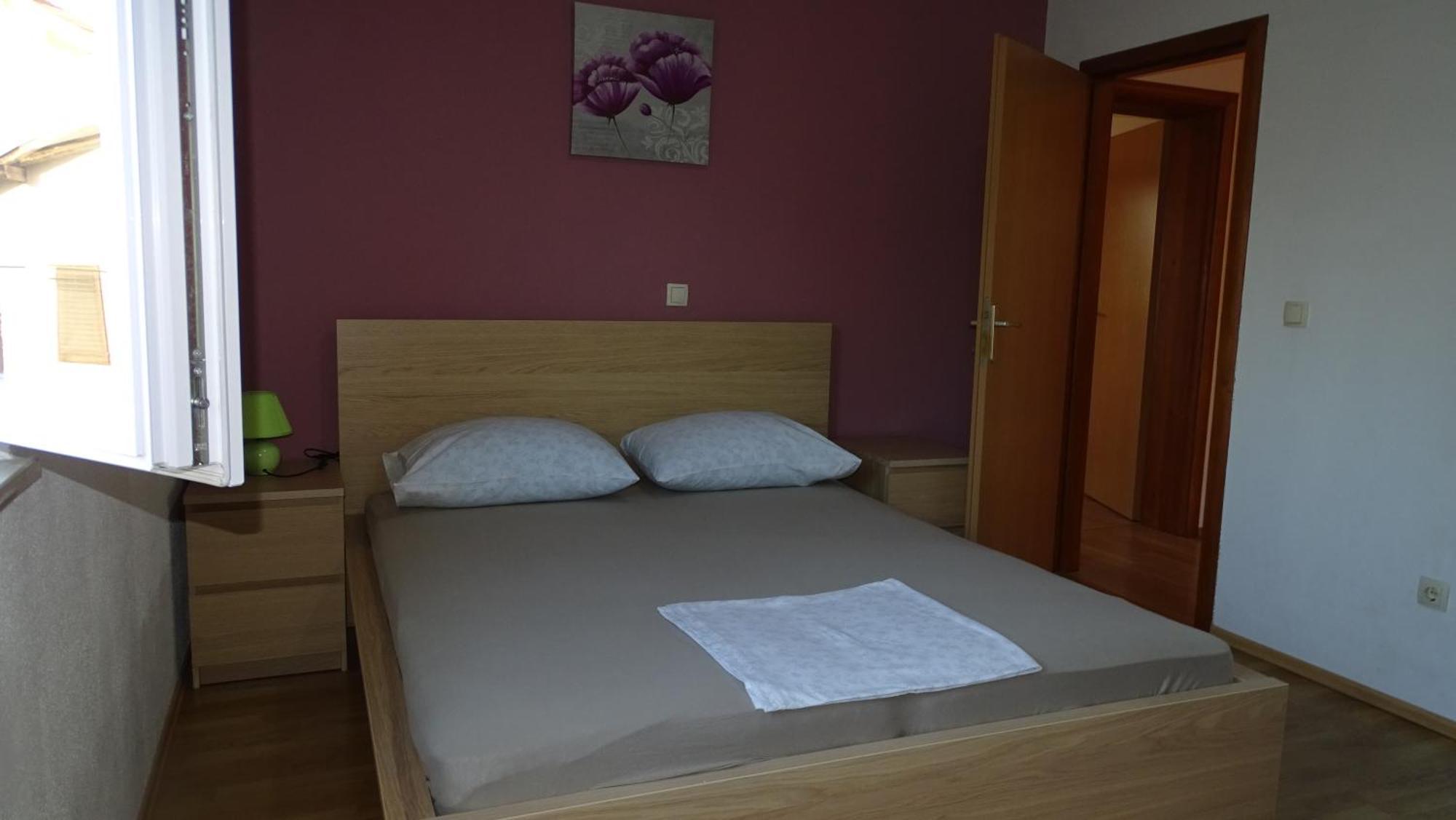 Apartments Luna Sukosan Luaran gambar