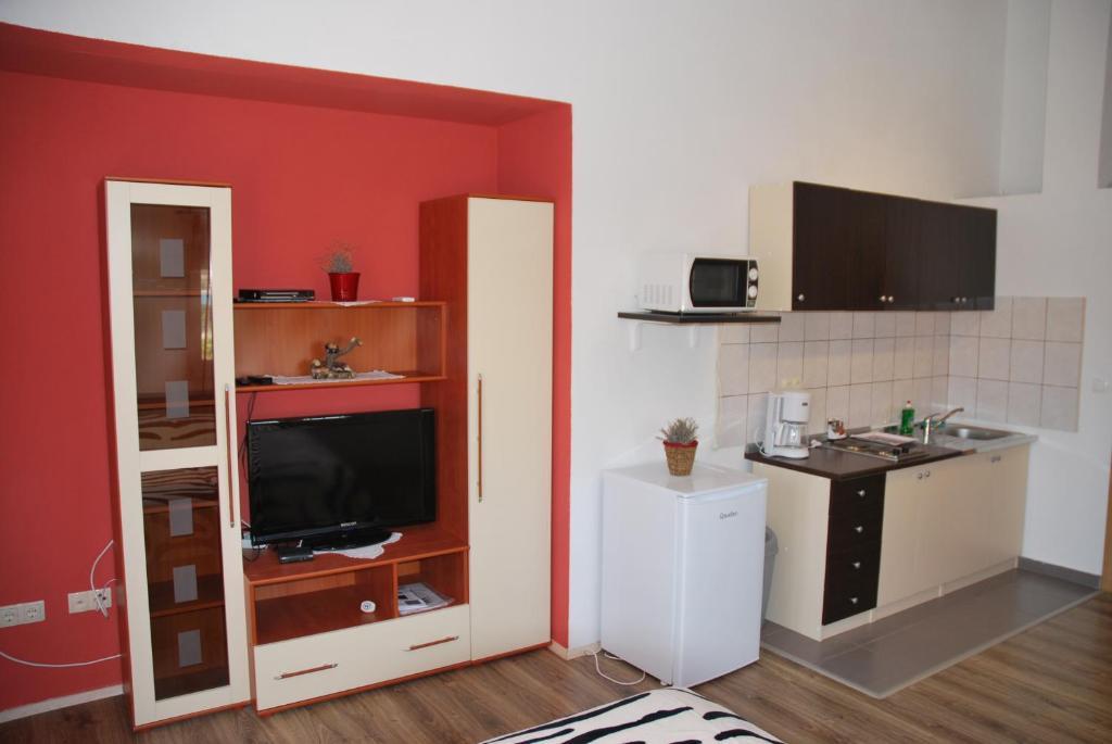 Apartments Luna Sukosan Bilik gambar